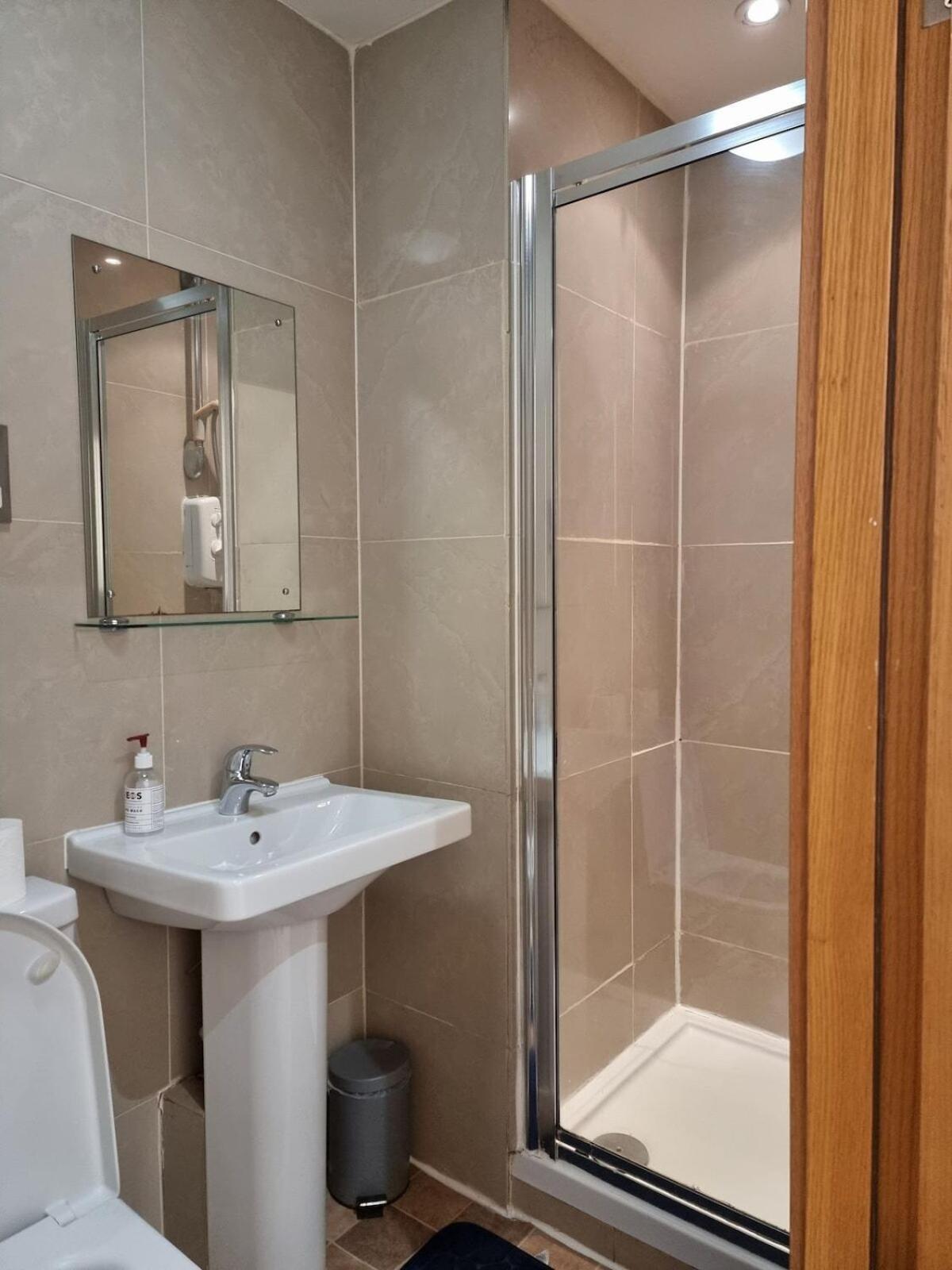 F302-3Rd Floor Studio For 2 Near Hyde Park ลอนดอน ภายนอก รูปภาพ